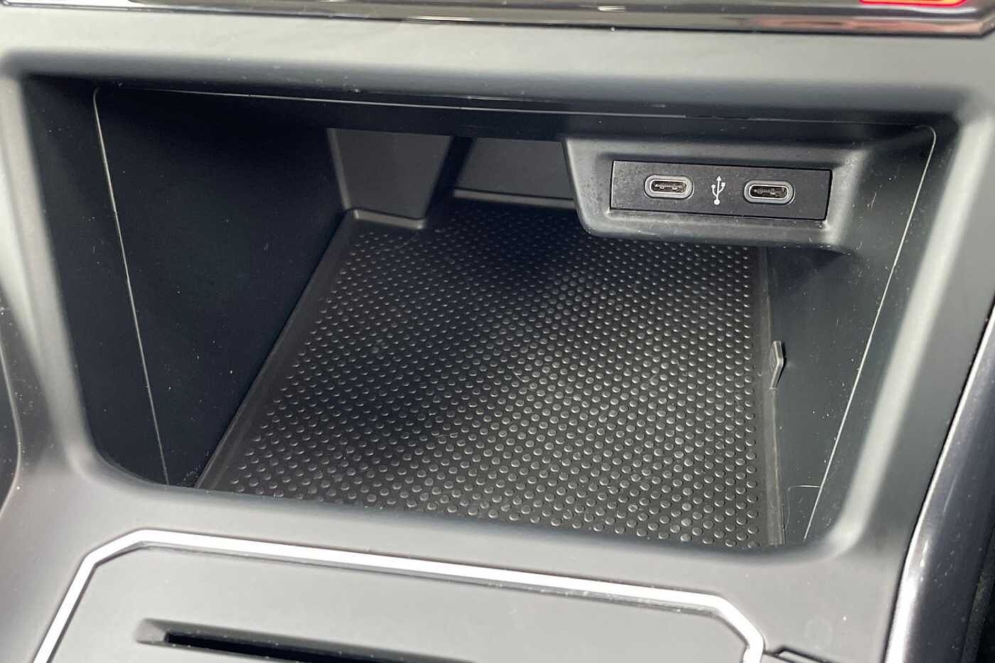 Volkswagen Polo Style 1.0 TSI 95PS 5-speed Manual 5 Door