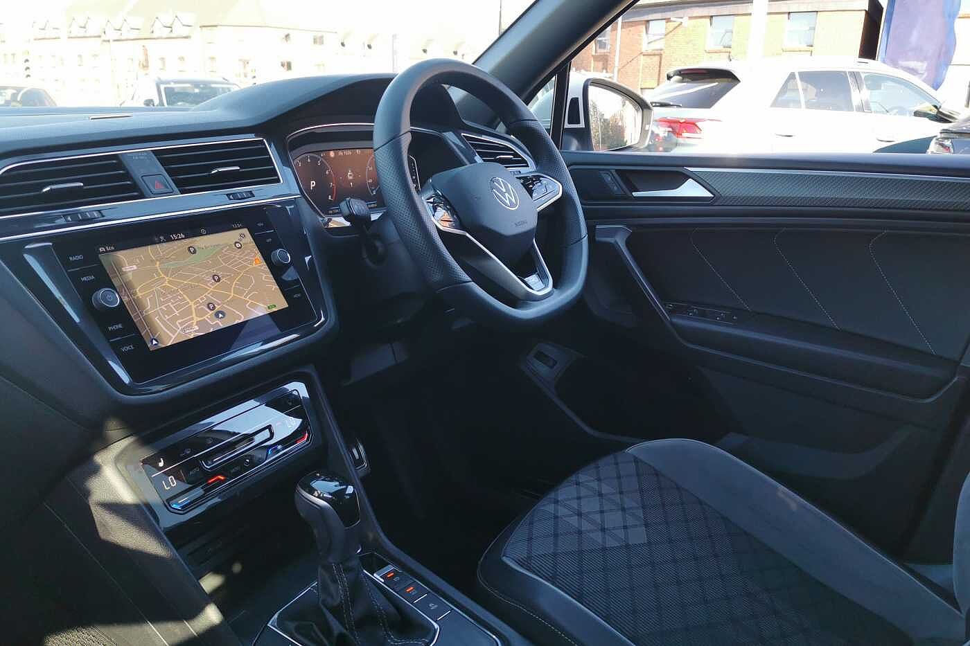 Volkswagen Tiguan Allspace R-Line 1.5 TSI 150PS 7-Speed DSG 5 Door