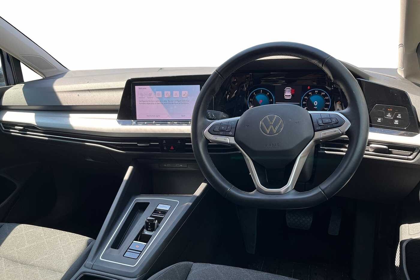 Volkswagen Golf 2.0 TDI Life Hatchback 5dr Diesel DSG Euro 6 (s/s) (115 ps)