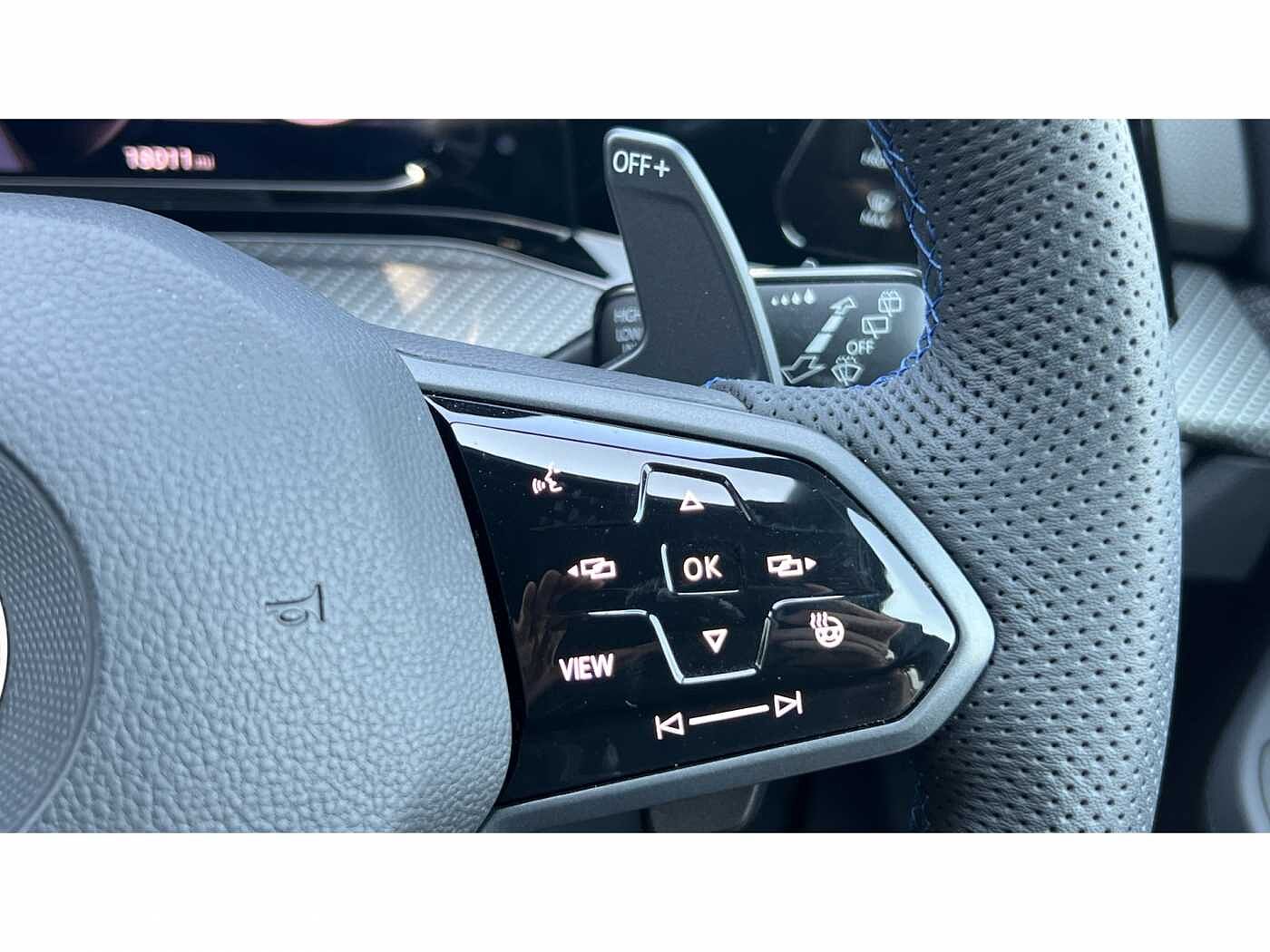 Volkswagen Golf R MK8 2.0 TSI 4Motion 320PS DSG 5 Dr