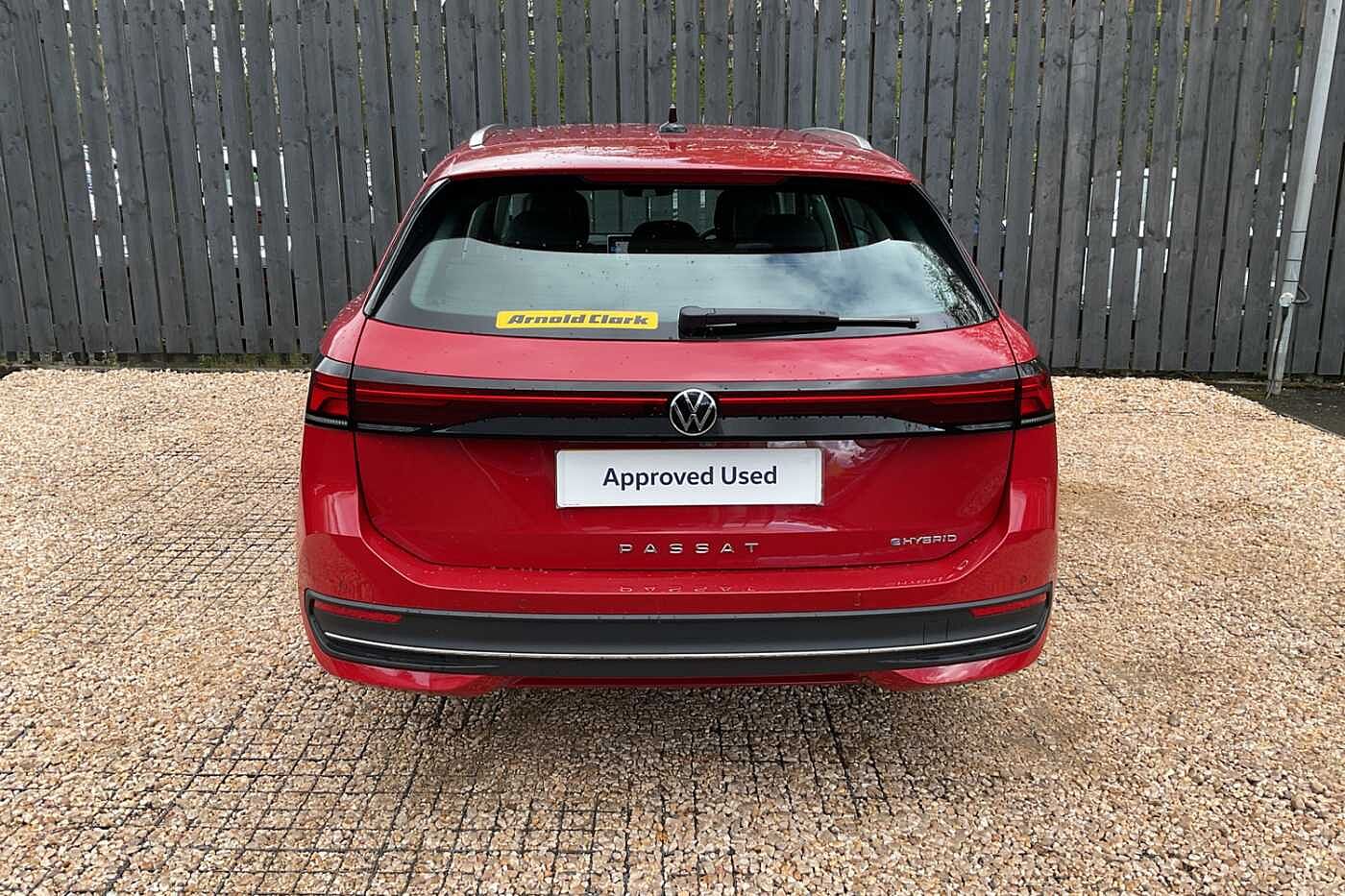 Volkswagen Passat 1.5 TSI (204ps) Life eHybrid DSG