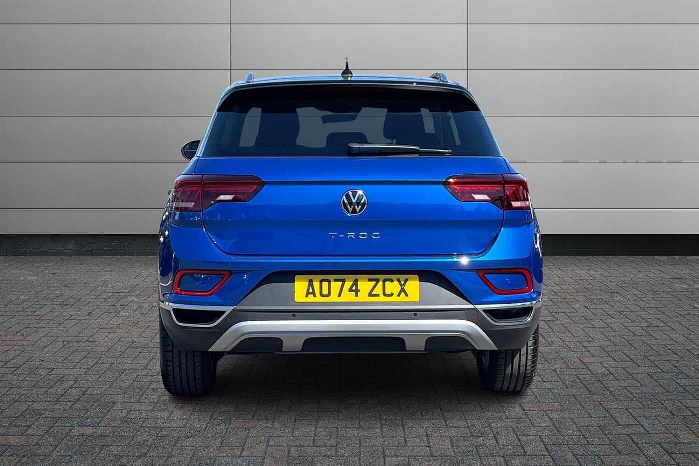Volkswagen T-Roc 1.5 TSI Style SUV 5dr Petrol DSG 150 ps - REAR CAMERA